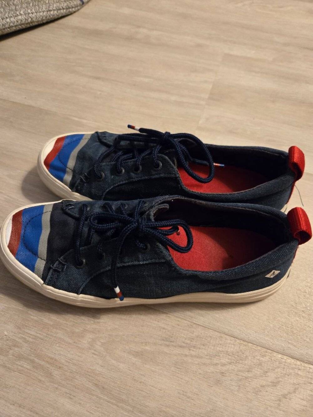 Crest Wave Sneaker Low Top Sneakers, Flat Heel